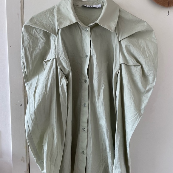 Beautiful green oversized shoulder blouse - Picture 1 of 6